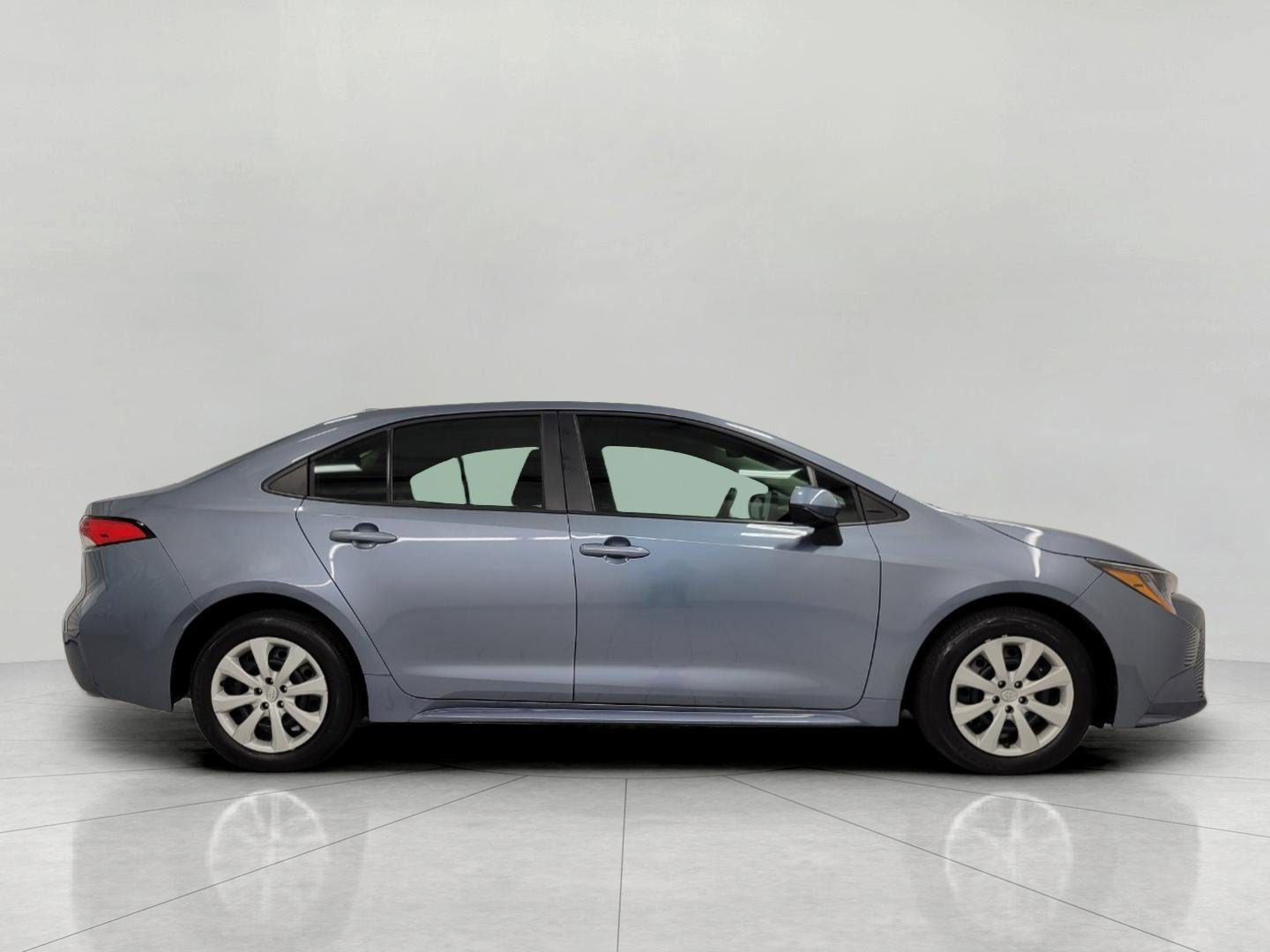 Used 2024 Toyota Corolla LE FWD image 12