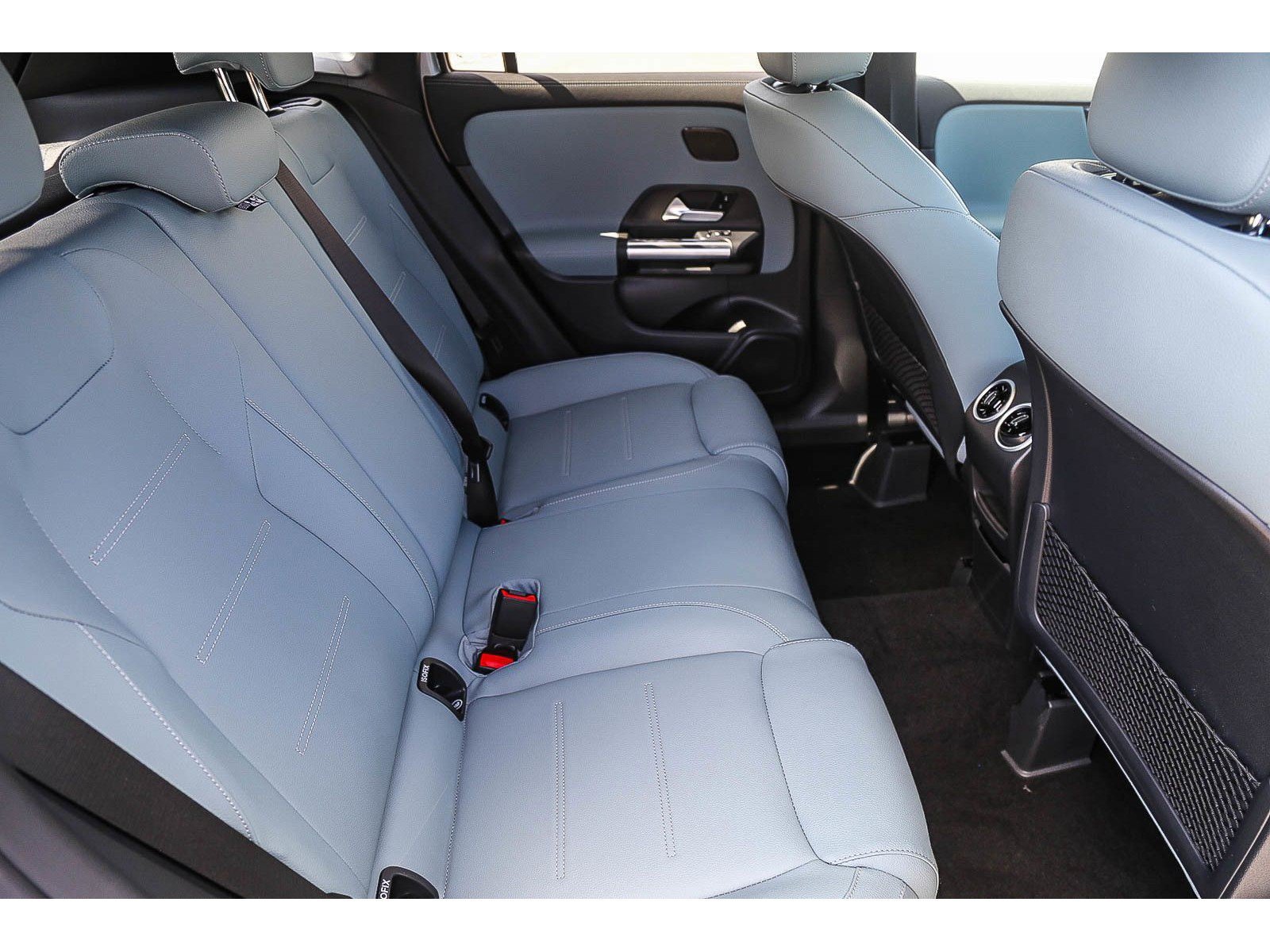 New 2026 Mercedes-Benz GLA 250 4MATIC image 16
