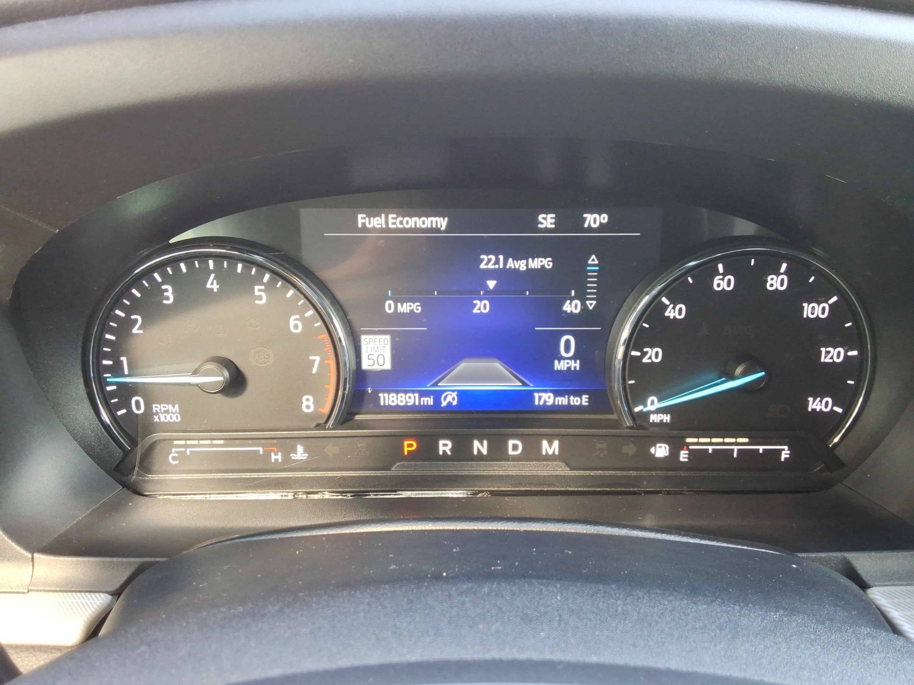 Used 2020 Ford Explorer XLT w/ Equipment Group 202A AWD/4WD image 14