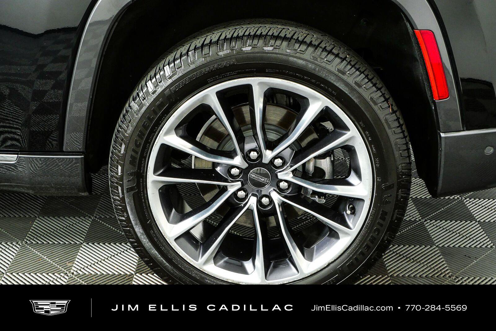 Used 2022 Jeep Wagoneer Series III w/ Premium Group I RWD image 42
