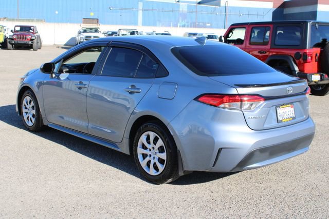 Used 2022 Toyota Corolla LE image 6