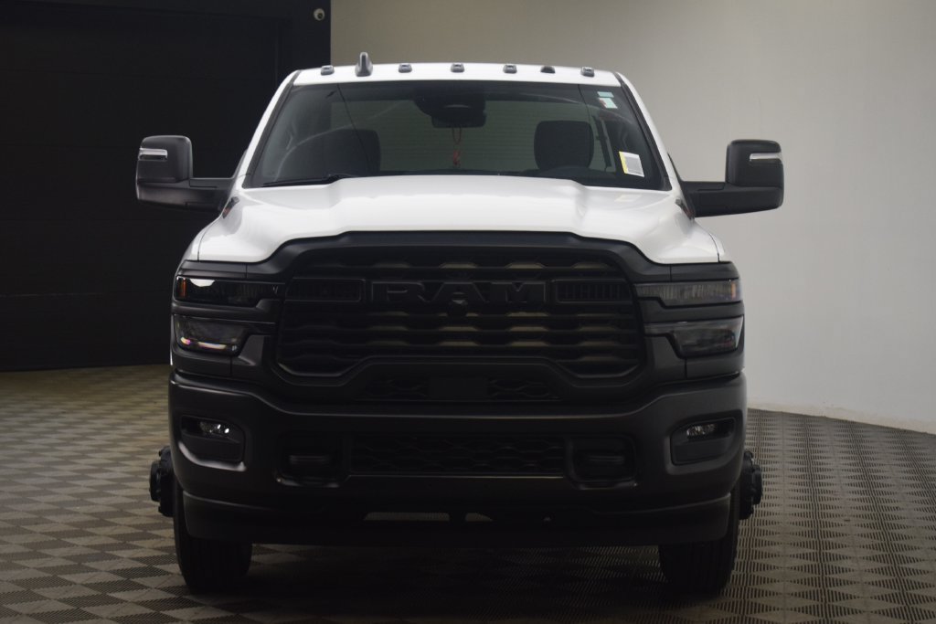 New 2026 RAM 3500 Tradesman AWD/4WD image 5