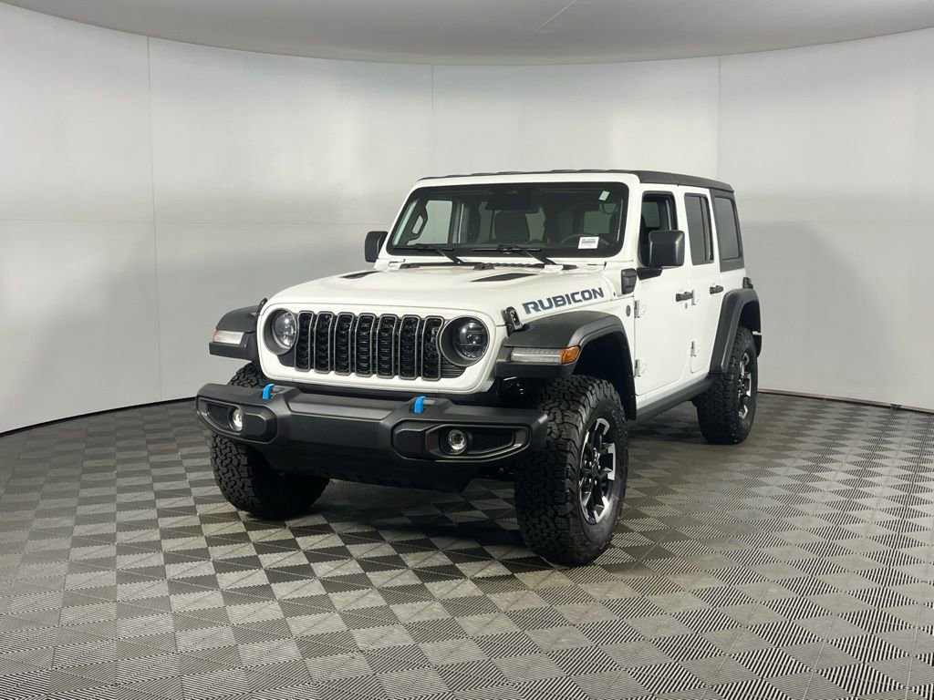 Used 2025 Jeep Wrangler Unlimited Rubicon 4xe w/ Convenience Group image 3
