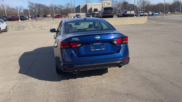 Used 2024 Nissan Altima 2.5 SR image 7