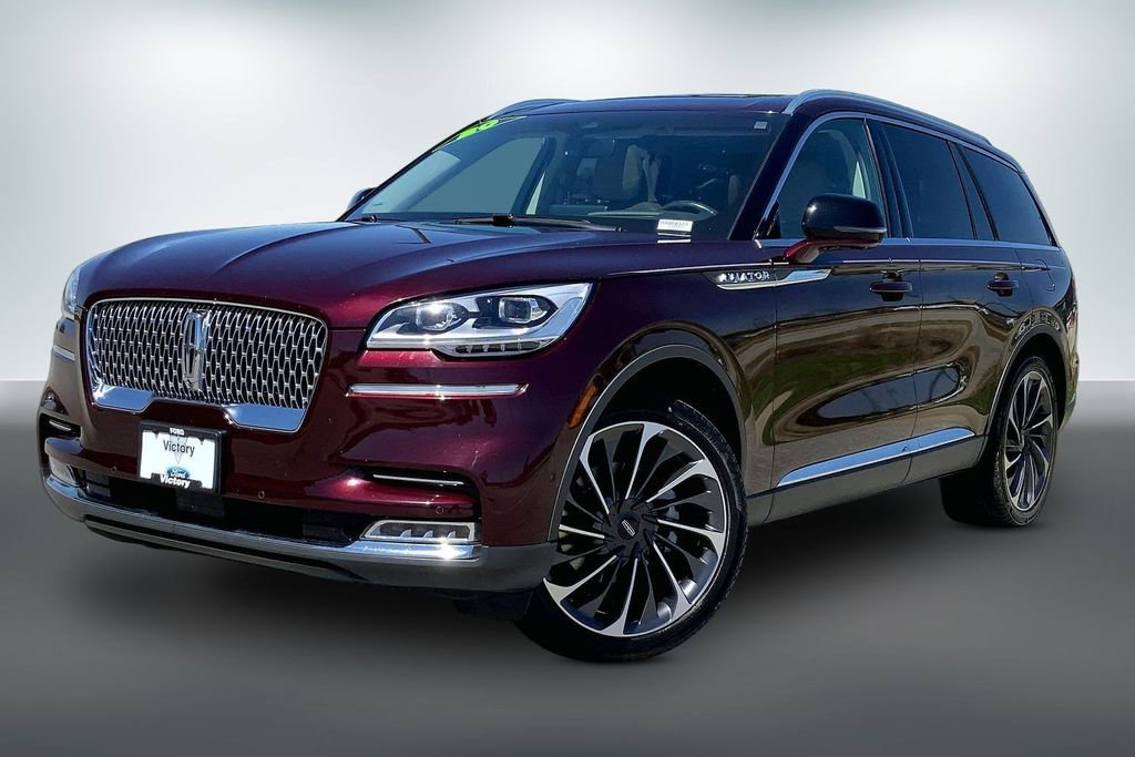 Used 2020 Lincoln Aviator Reserve w/ Equipment Group 202A AWD/4WD image 2