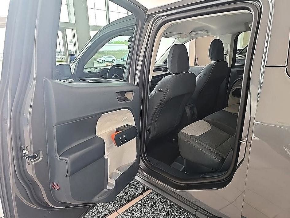 Used 2024 Ford Maverick XLT w/ Equipment Group 300A Standard AWD/4WD image 26
