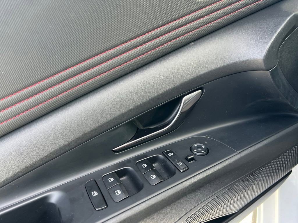 Used 2023 Hyundai Elantra N Line image 16