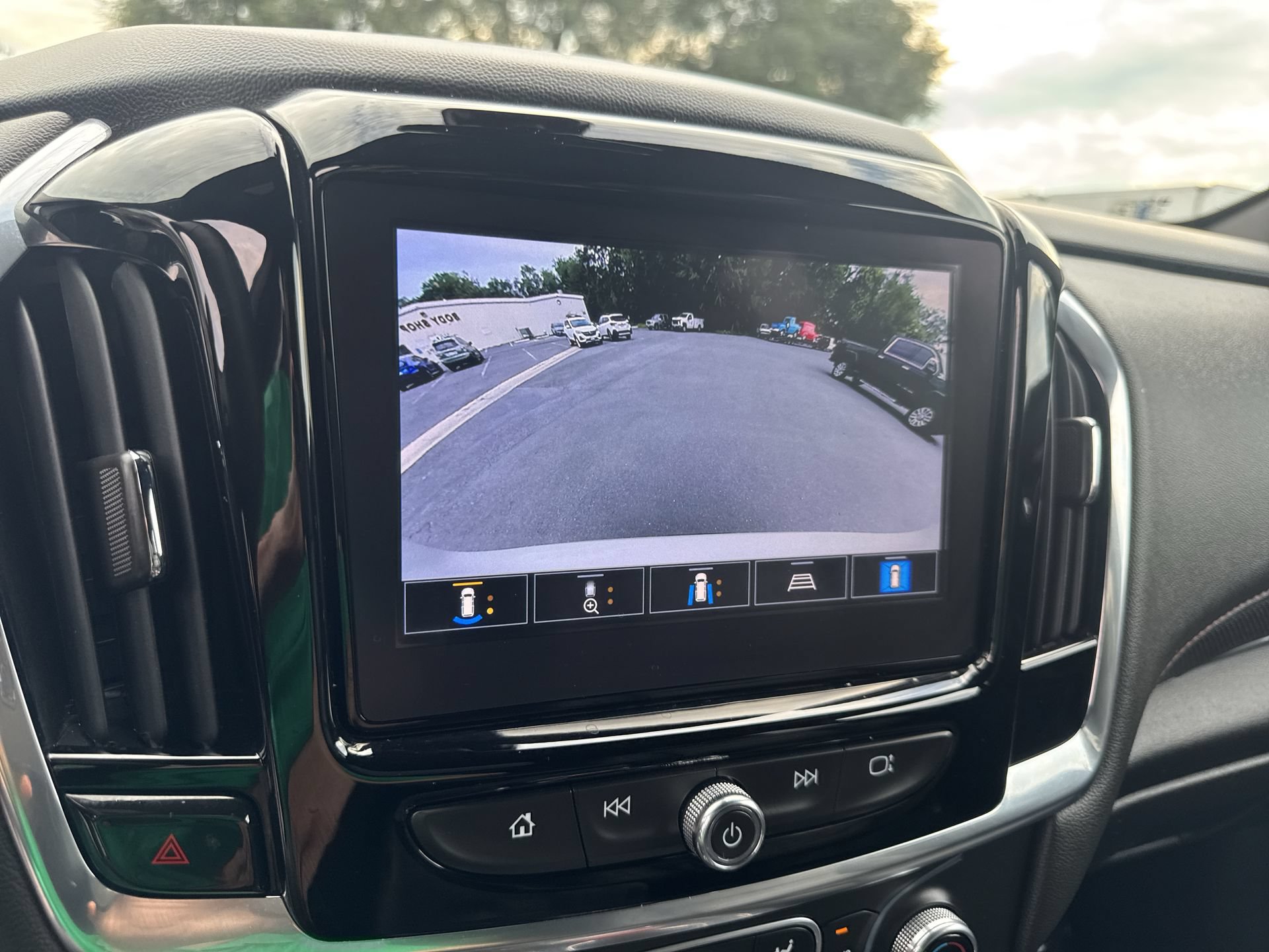 Certified 2023 Chevrolet Traverse RS AWD/4WD image 22