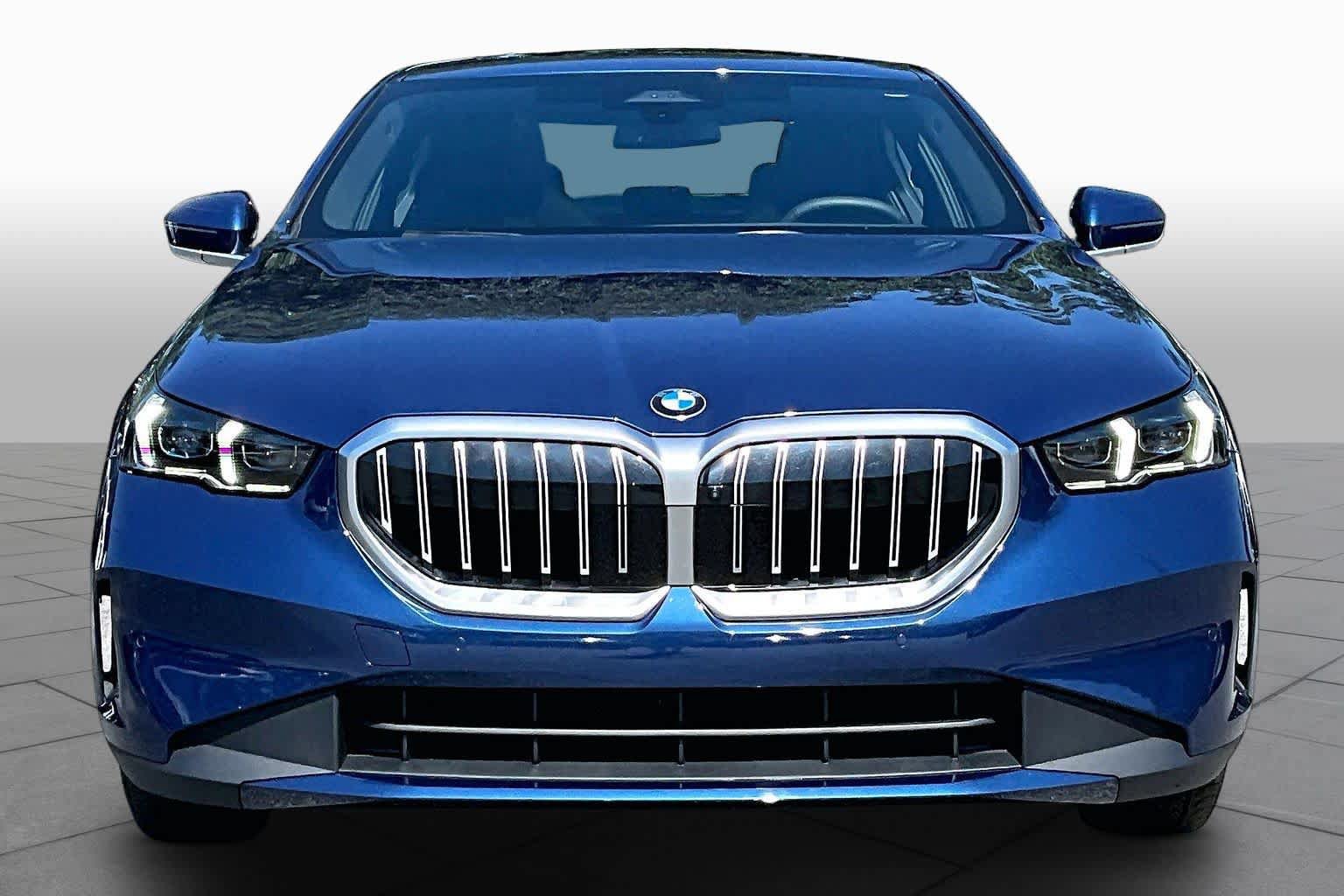 Used 2026 BMW 530i RWD image 4