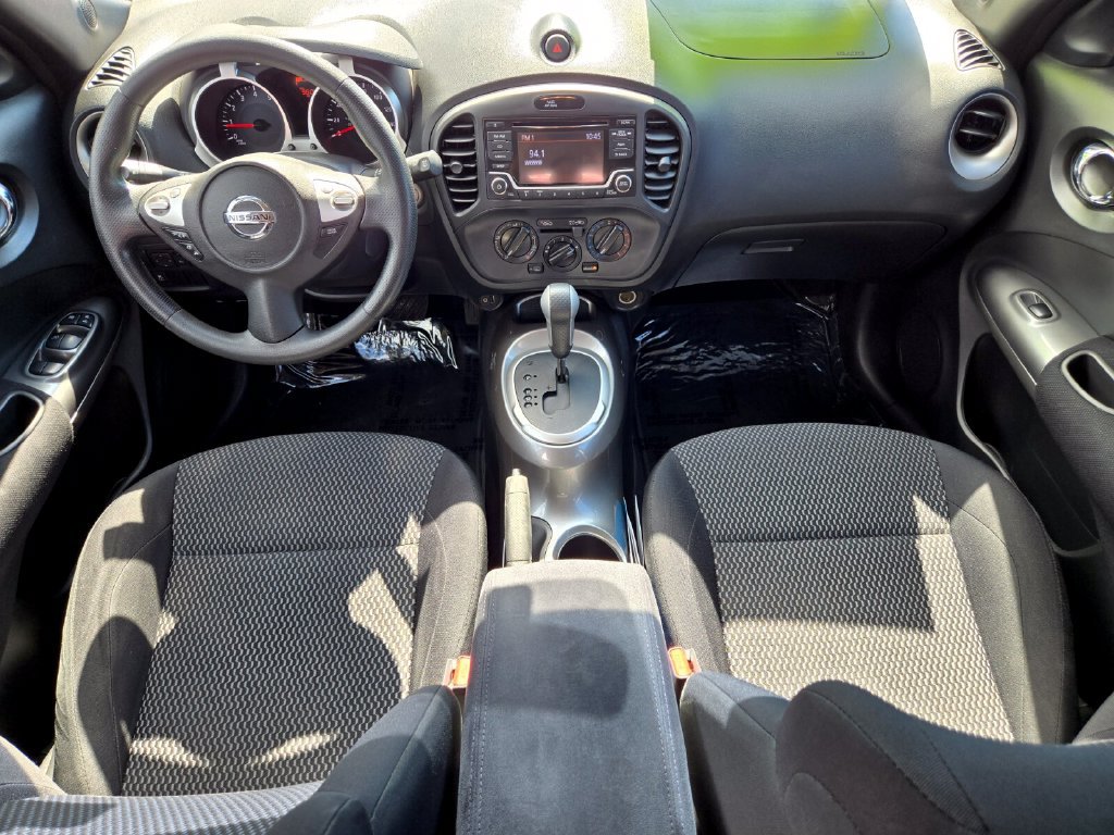 Used 2016 Nissan Juke S FWD image 16