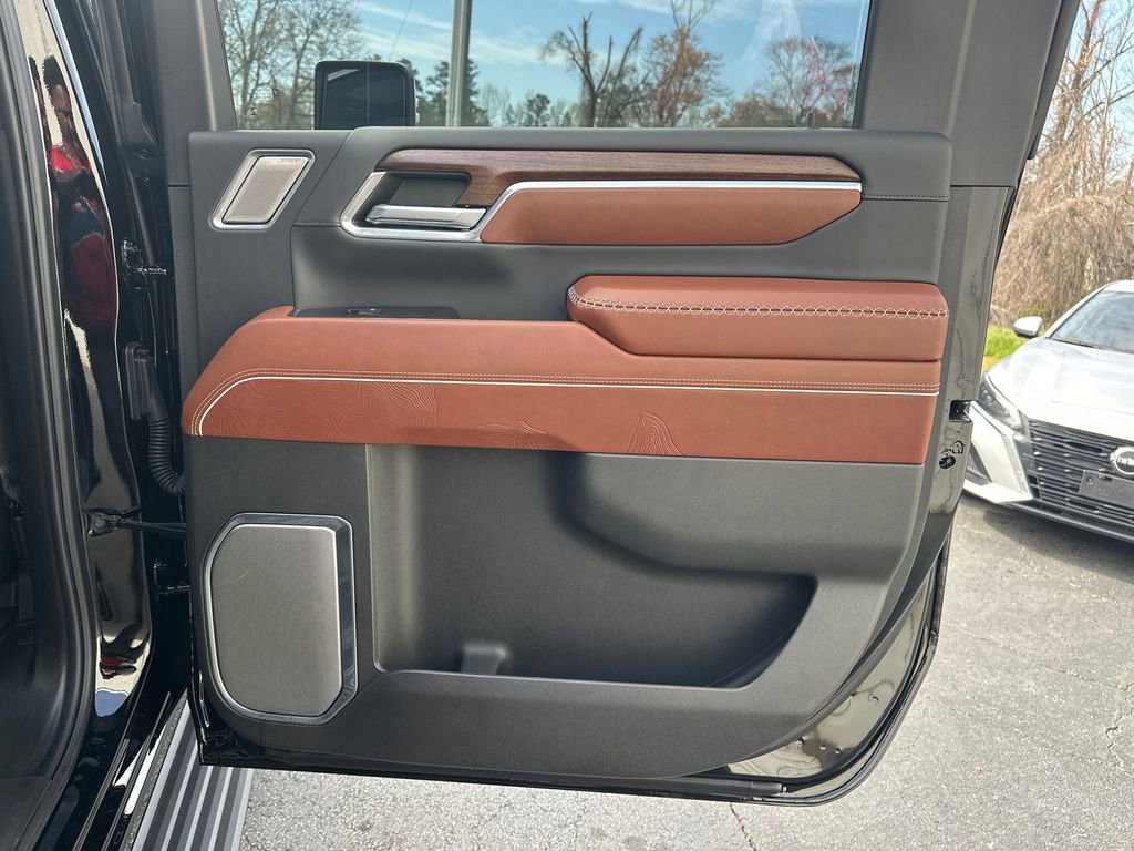 Used 2026 GMC Sierra 2500 Denali Ultimate image 17