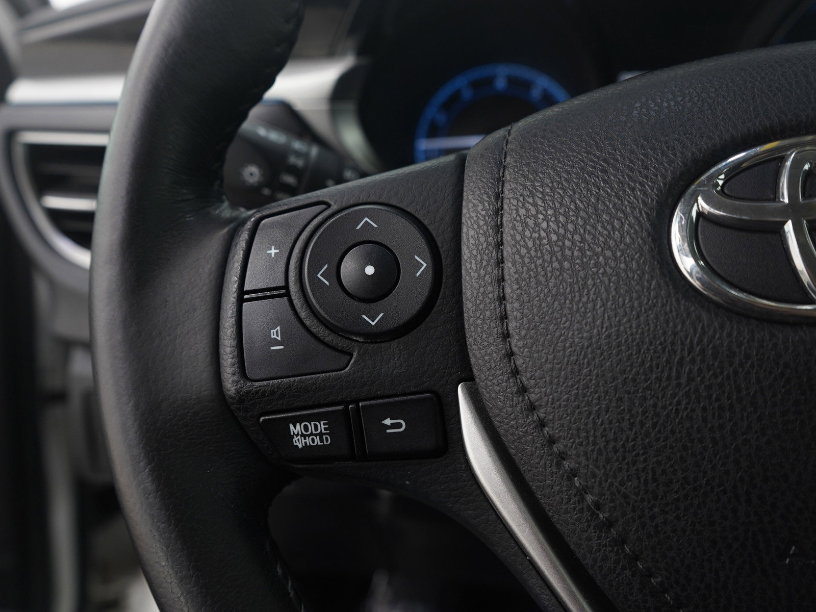 Used 2015 Toyota Corolla S image 22