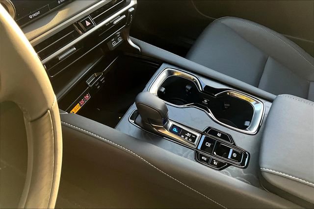 Used 2025 Lexus RX 350h image 13