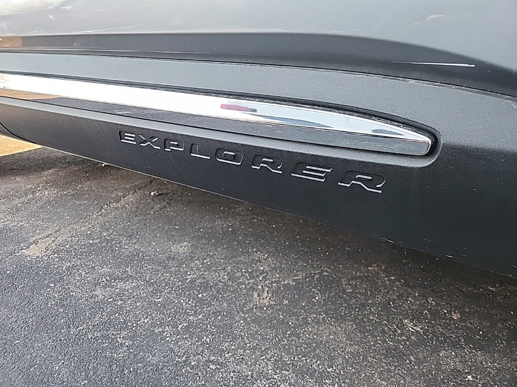 New 2025 Ford Explorer Active w/ Active Comfort Package image 41