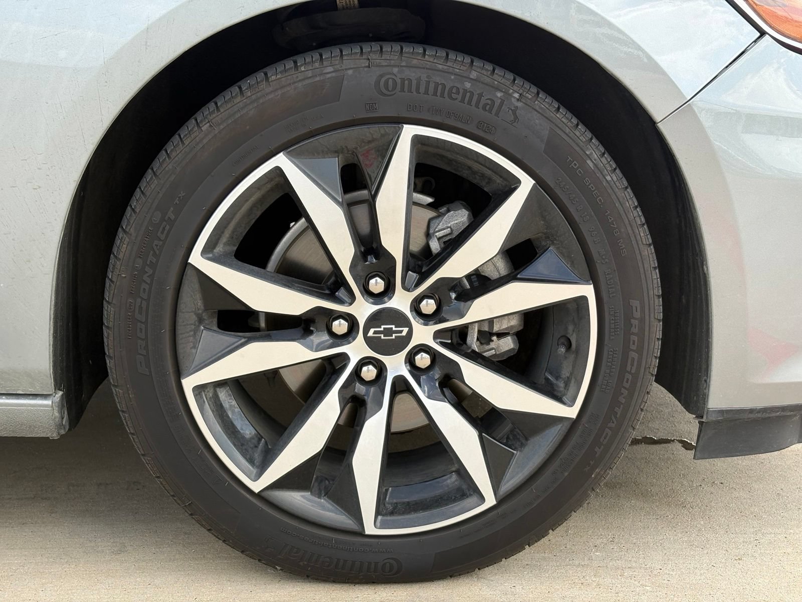 Used 2025 Chevrolet Malibu RS FWD image 9
