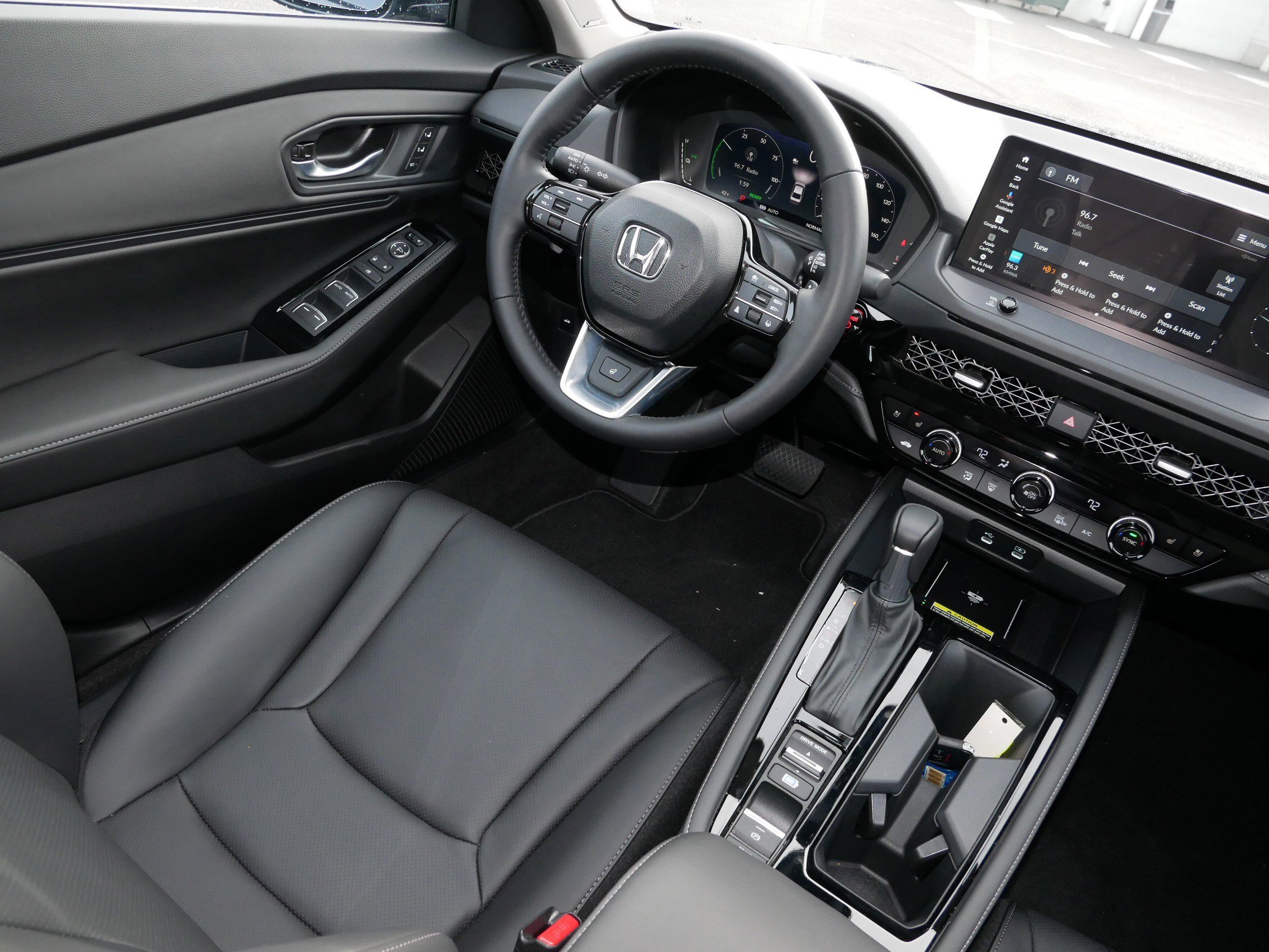 Certified 2025 Honda Accord Touring image 9