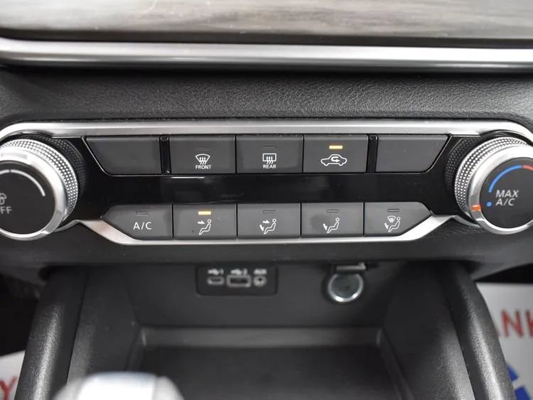 Used 2025 Nissan Altima 2.5 SV image 32