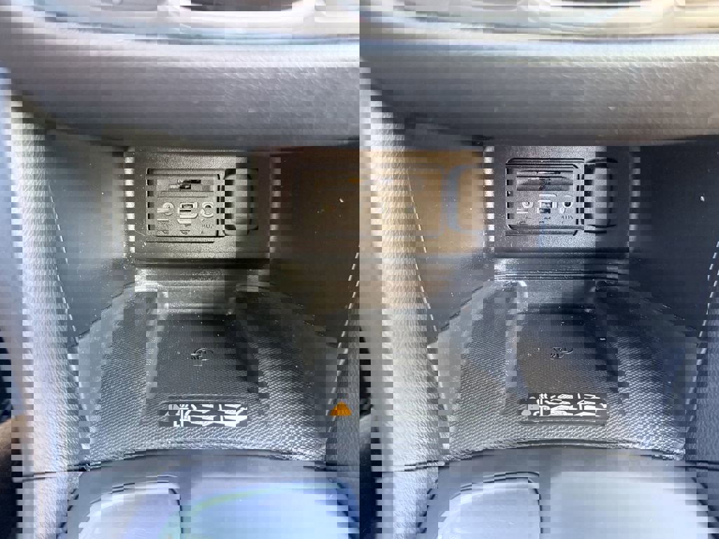 Used 2020 Chevrolet Equinox Premier image 27