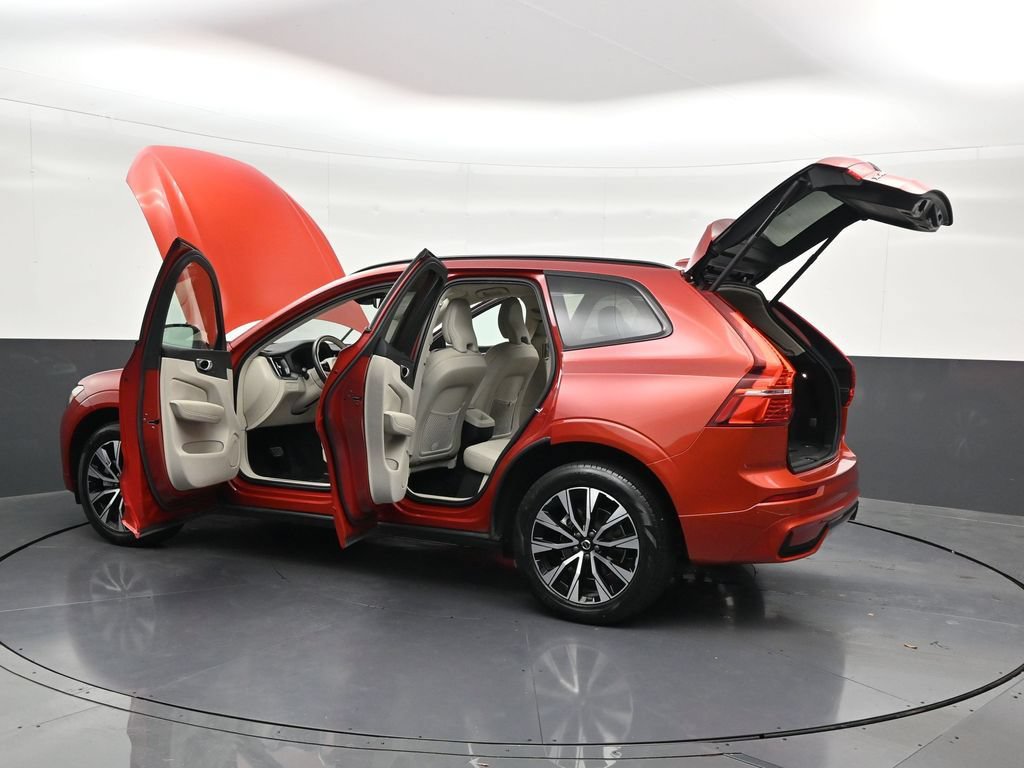 Certified 2024 Volvo XC60 B5 Core AWD/4WD image 36