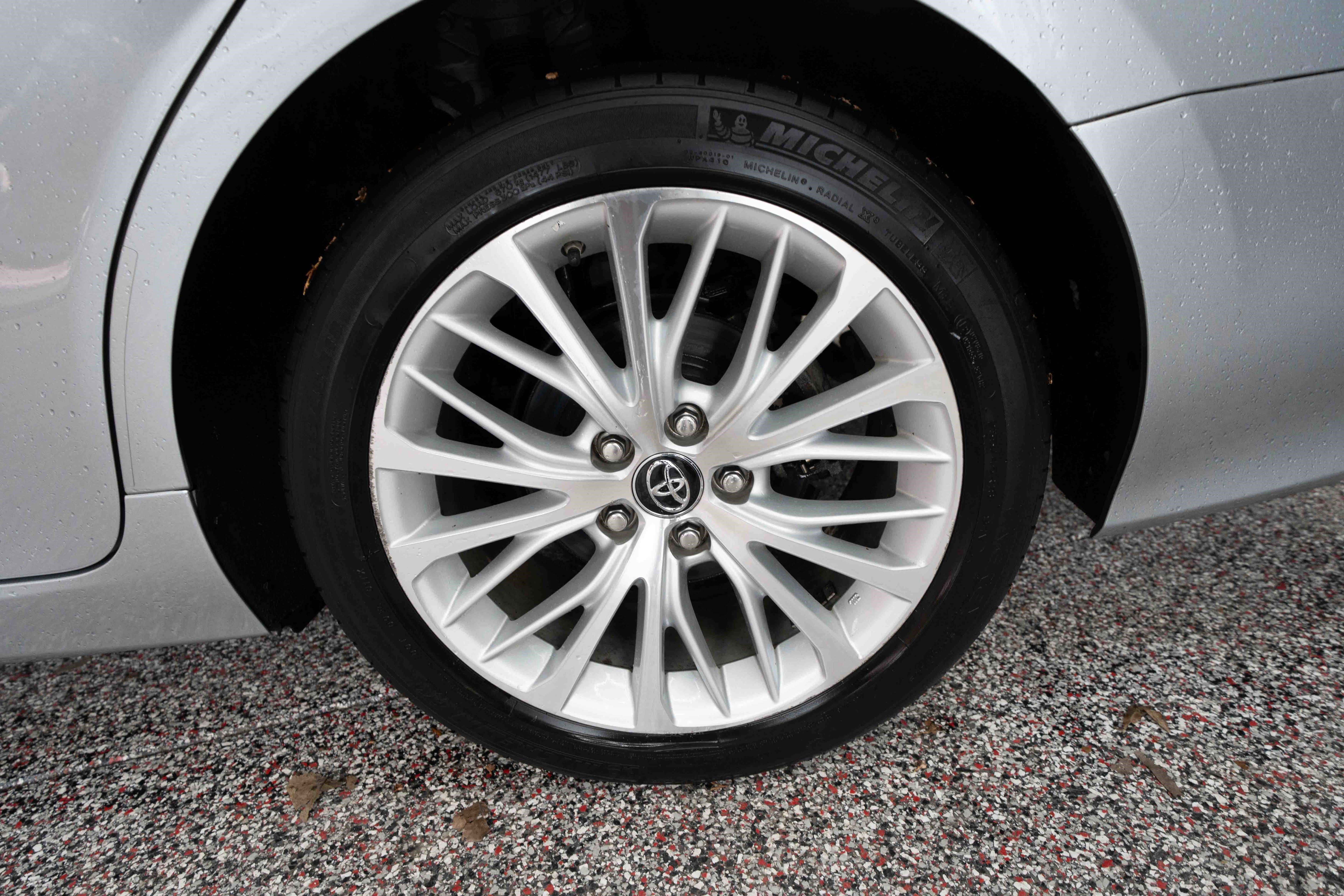 Used 2019 Toyota Camry XLE image 28