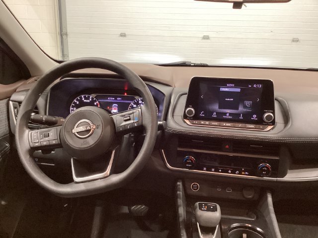 Used 2023 Nissan Rogue SV FWD image 26