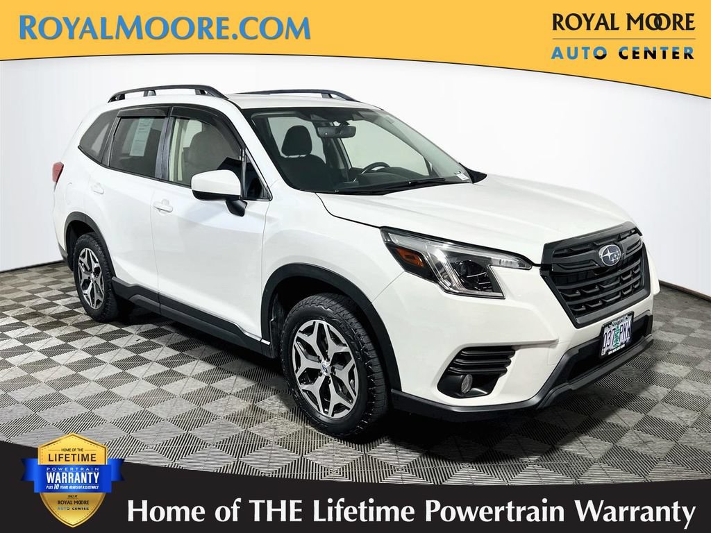 Used 2023 Subaru Forester Premium AWD/4WD image 1