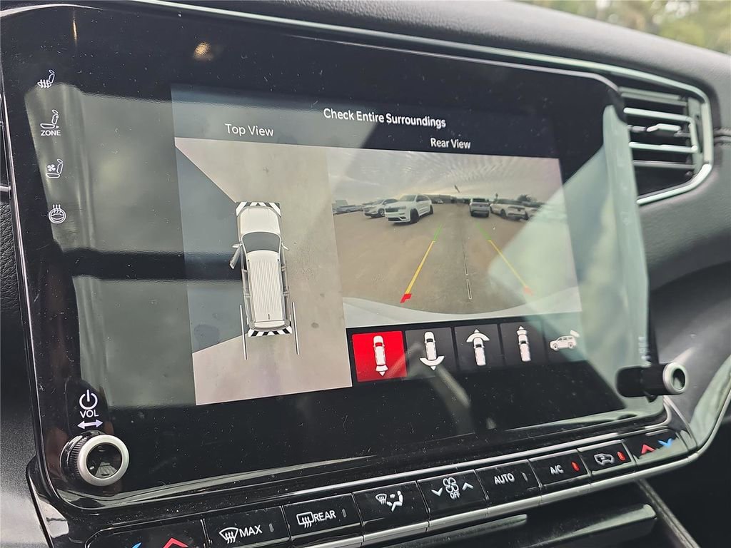 Used 2023 Jeep Wagoneer 4WD w/ Premium Group I image 27