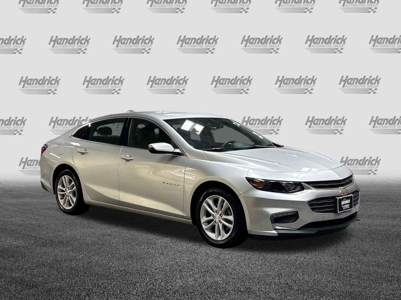 Used 2017 Chevrolet Malibu LT w/ Leather Package FWD video 2
