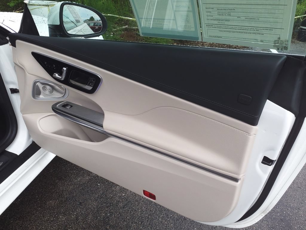 Certified 2024 Mercedes-Benz CLE 300 4MATIC Cabriolet image 11