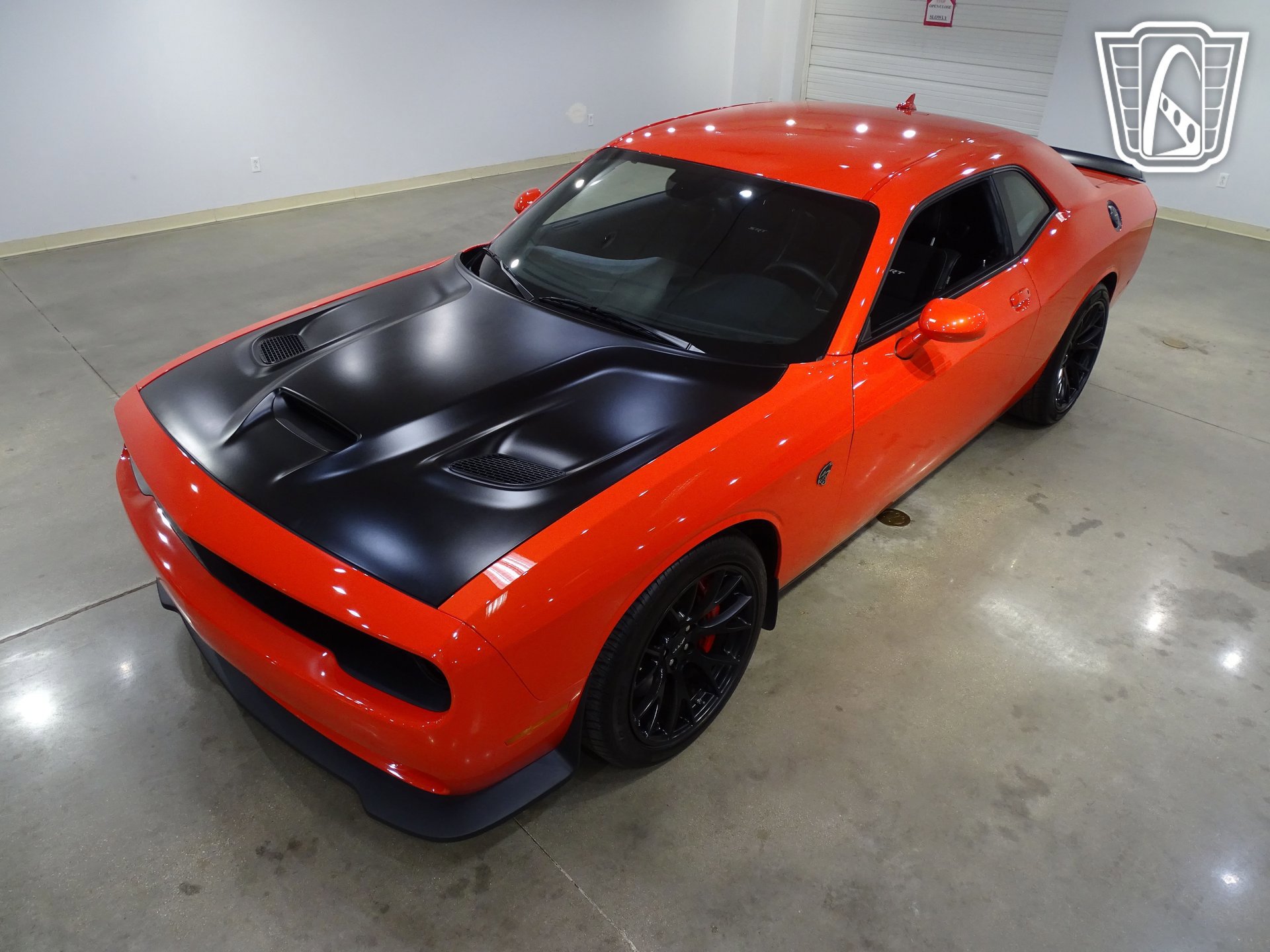 Used 2016 Dodge Challenger SRT Hellcat image 2