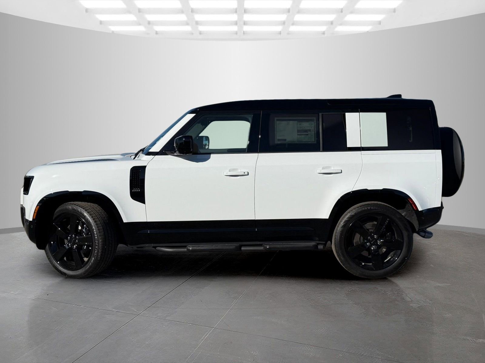 New 2026 Land Rover Defender 110 V8 image 8