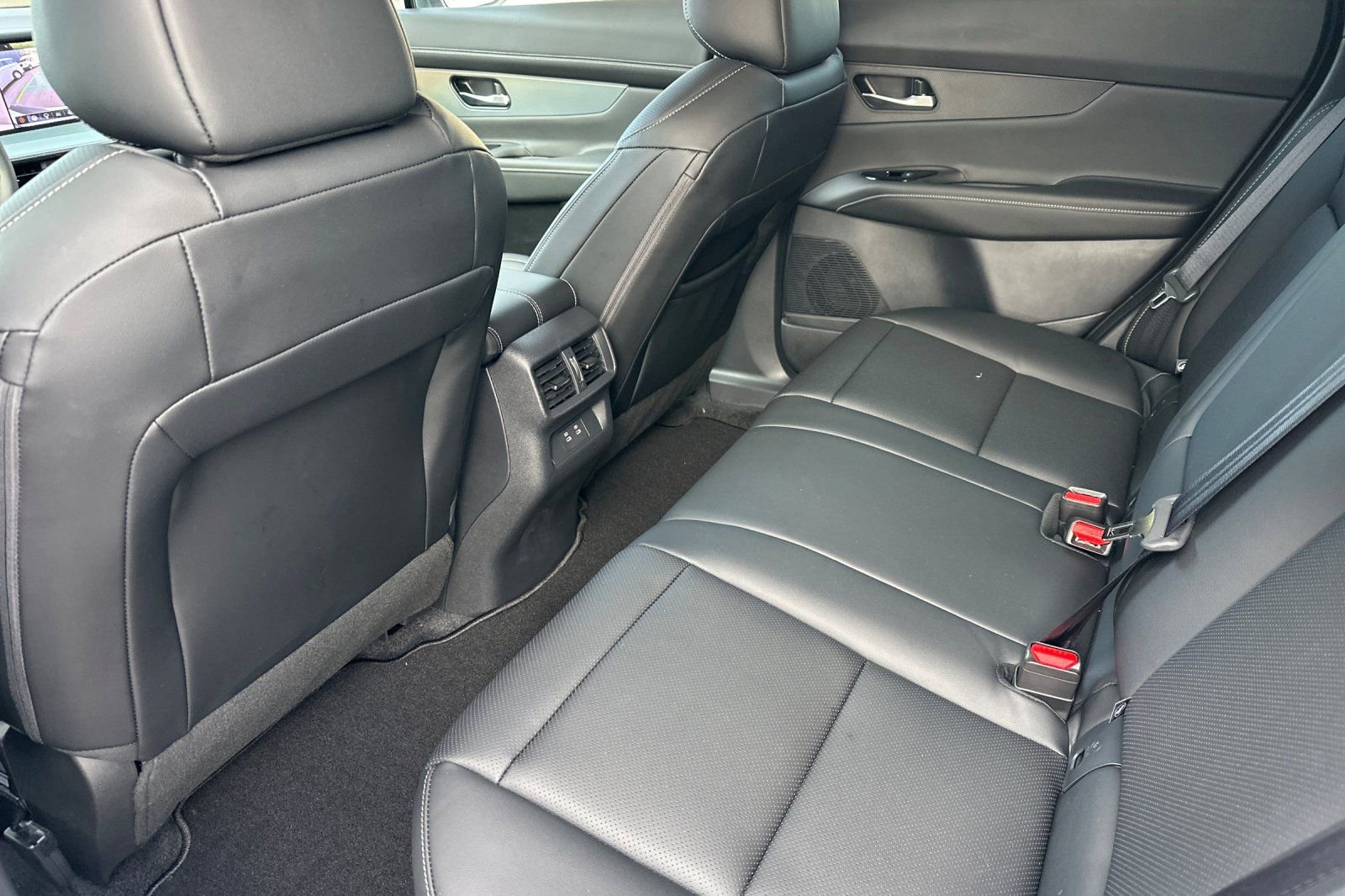 New 2026 Nissan Murano SL image 14