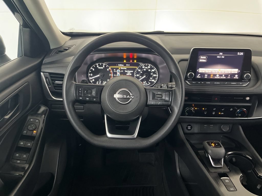 Used 2024 Nissan Rogue S AWD/4WD image 32