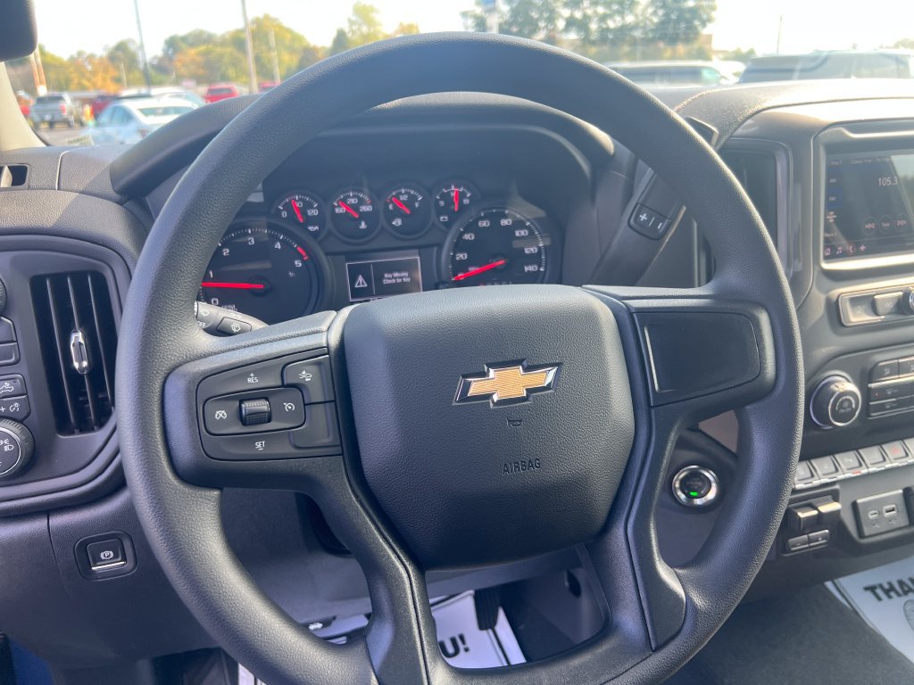 New 2026 Chevrolet Silverado 2500 Custom w/ Custom Value Package AWD/4WD image 15