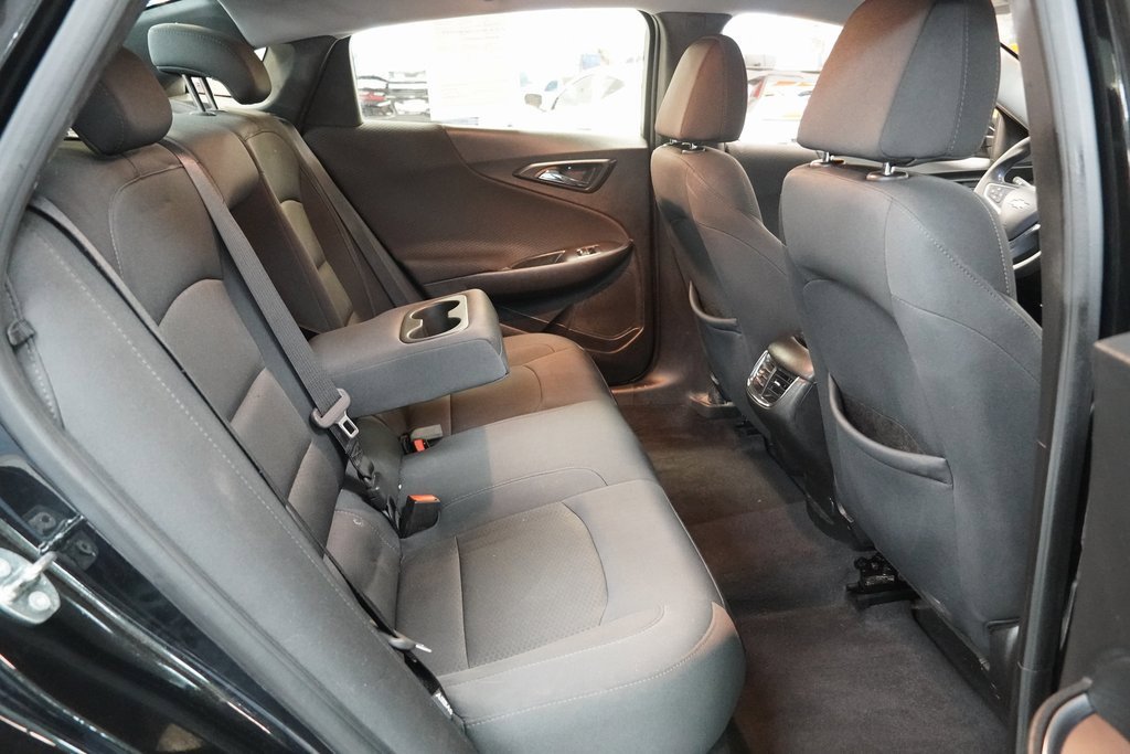 Used 2016 Chevrolet Malibu LT image 28