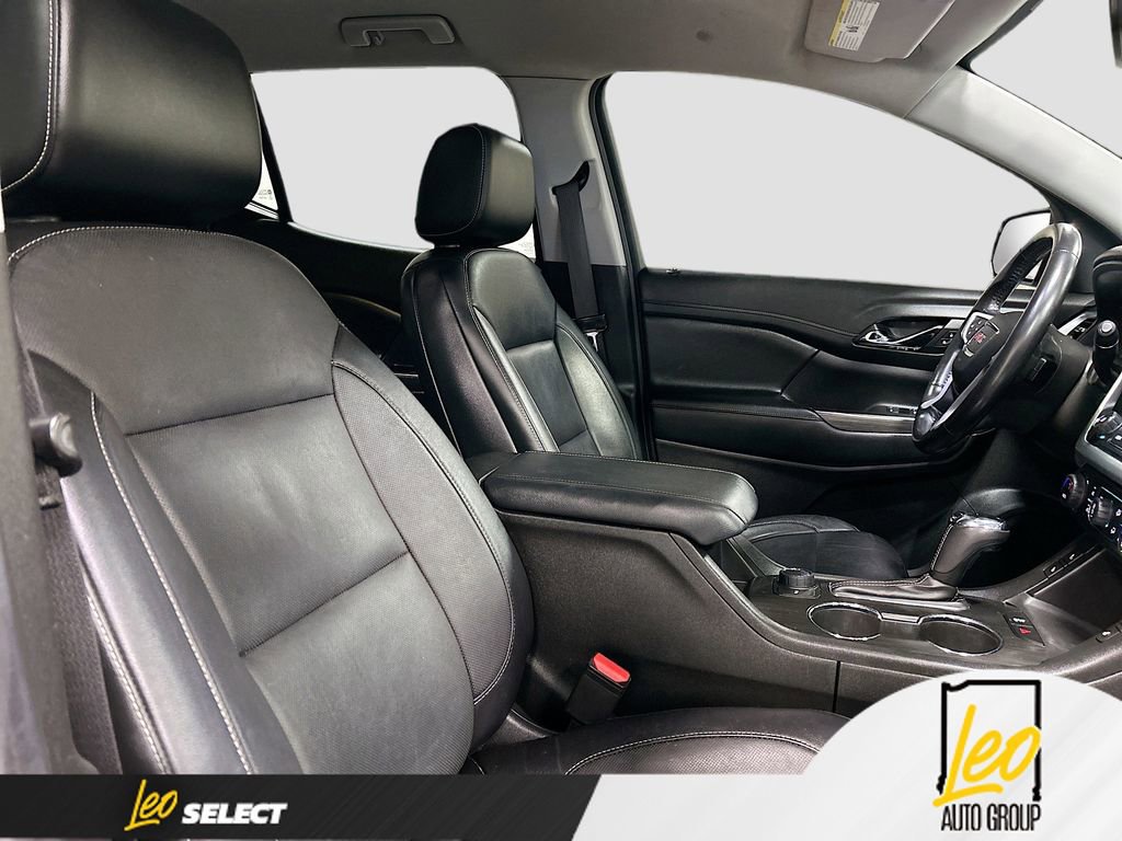 Used 2019 GMC Acadia SLT image 30