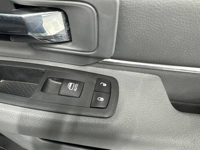 Used 2019 RAM 1500 Warlock w/ Electronics Group AWD/4WD image 27
