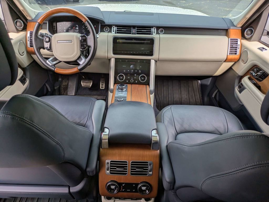 Used 2021 Land Rover Range Rover P525 Westminster Edition image 16