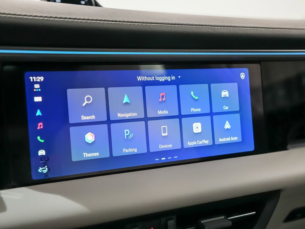 New 2026 Porsche Macan 4 Electric image 30