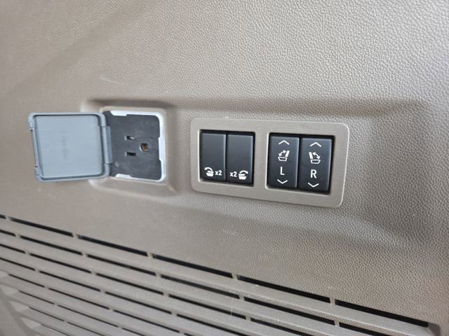 Certified 2021 GMC Yukon Denali w/ Max Trailering Package image 16