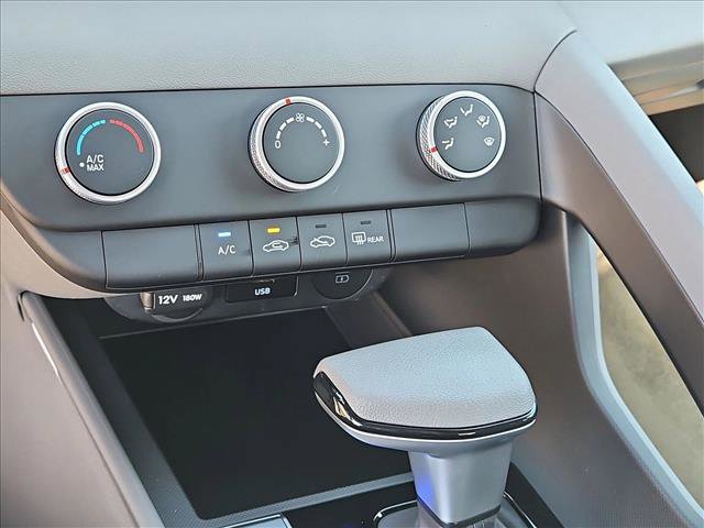 New 2026 Hyundai Elantra SE image 11