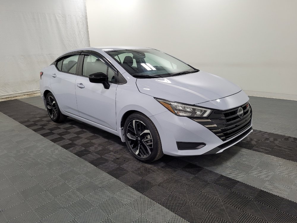Used 2023 Nissan Versa SR w/ Trunk Package image 11