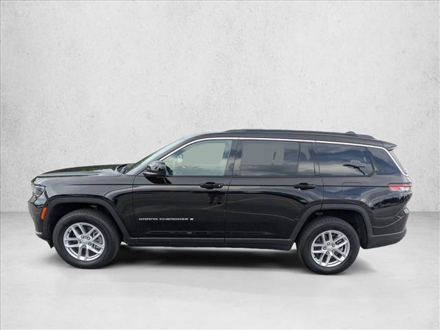 Used 2025 Jeep Grand Cherokee L Laredo RWD image 8