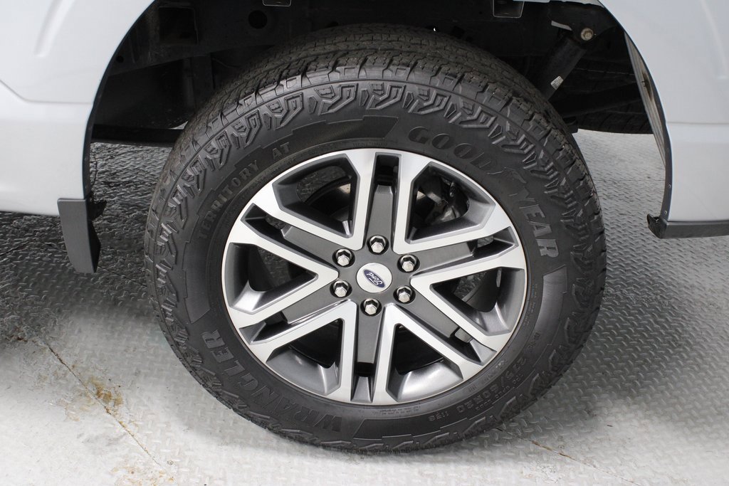 Certified 2022 Ford F150 XL w/ STX Appearance Package image 19