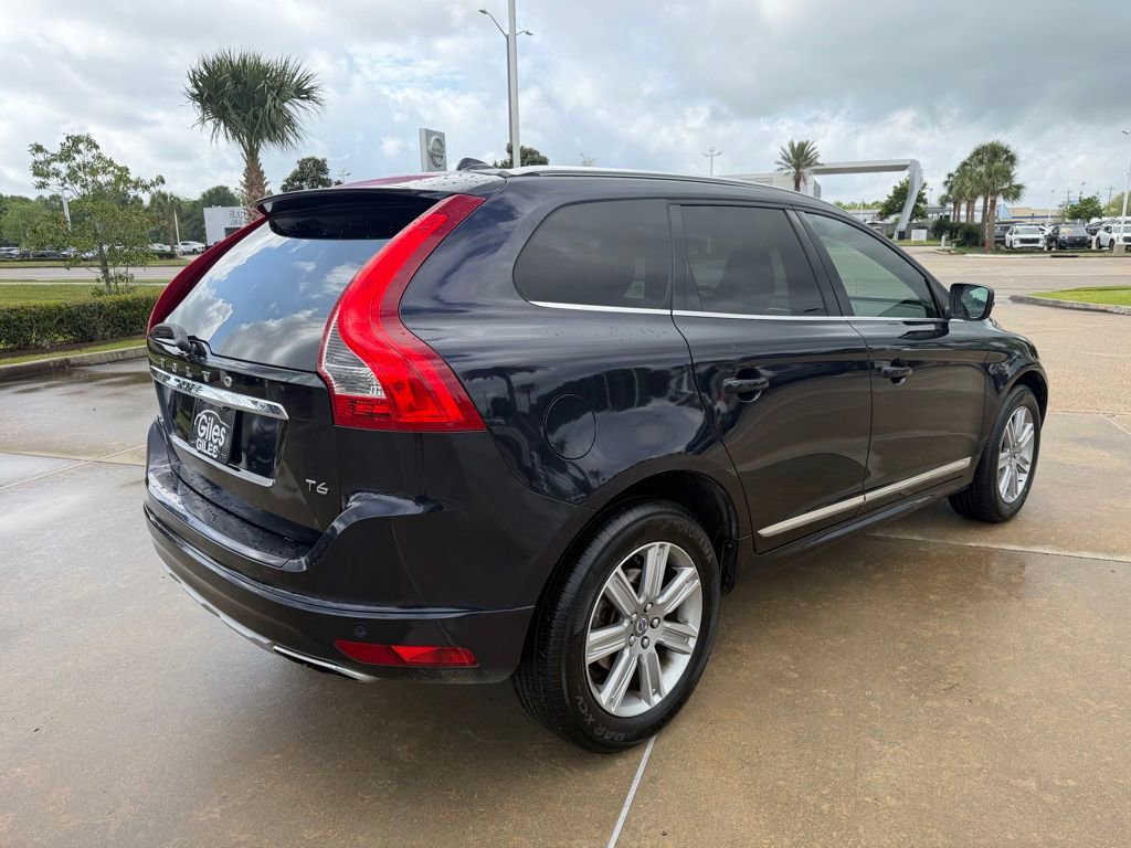 Used 2016 Volvo XC60 T6 w/ Climate Package image 5
