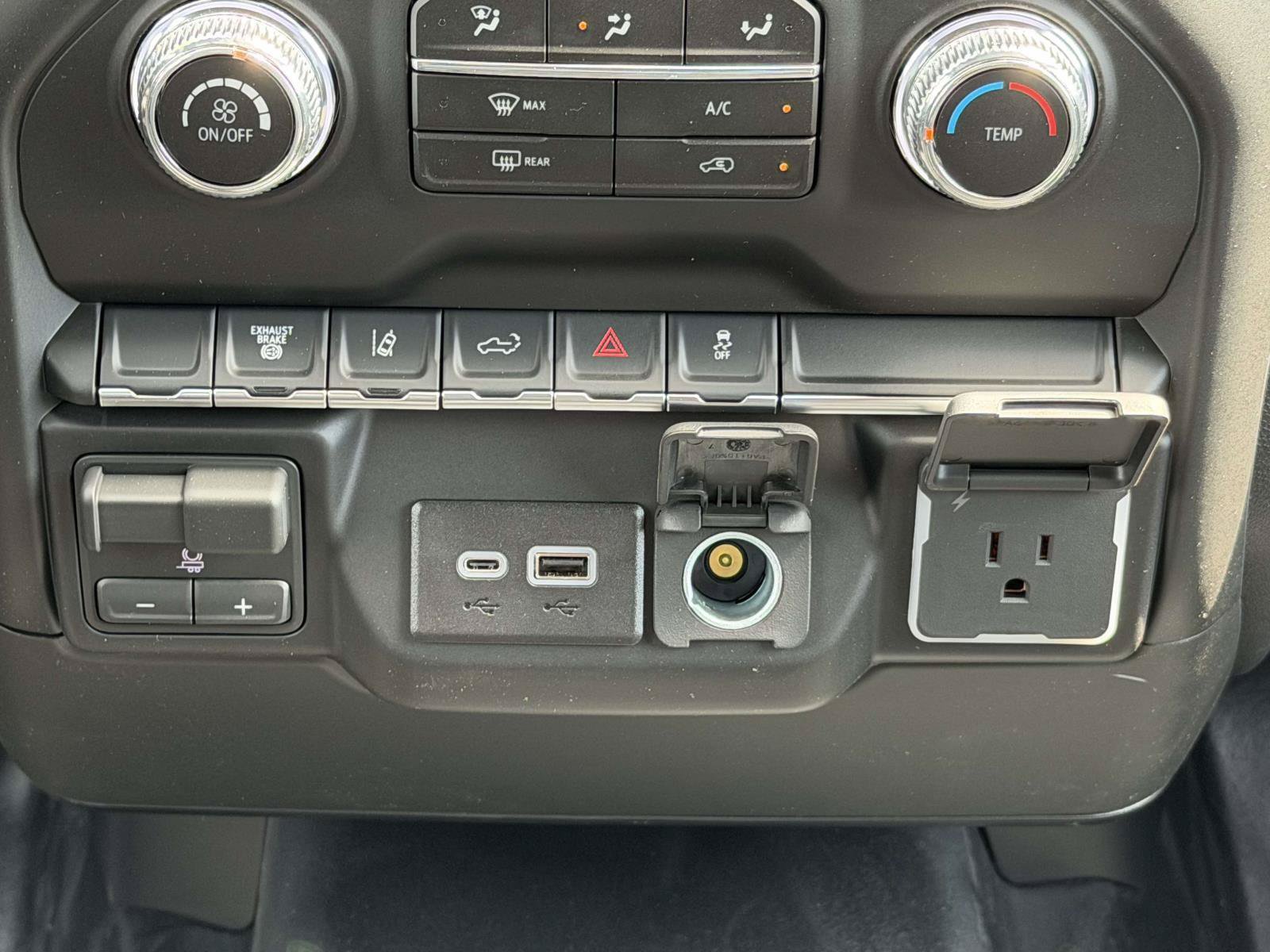 New 2026 GMC Sierra 3500 Pro AWD/4WD image 12