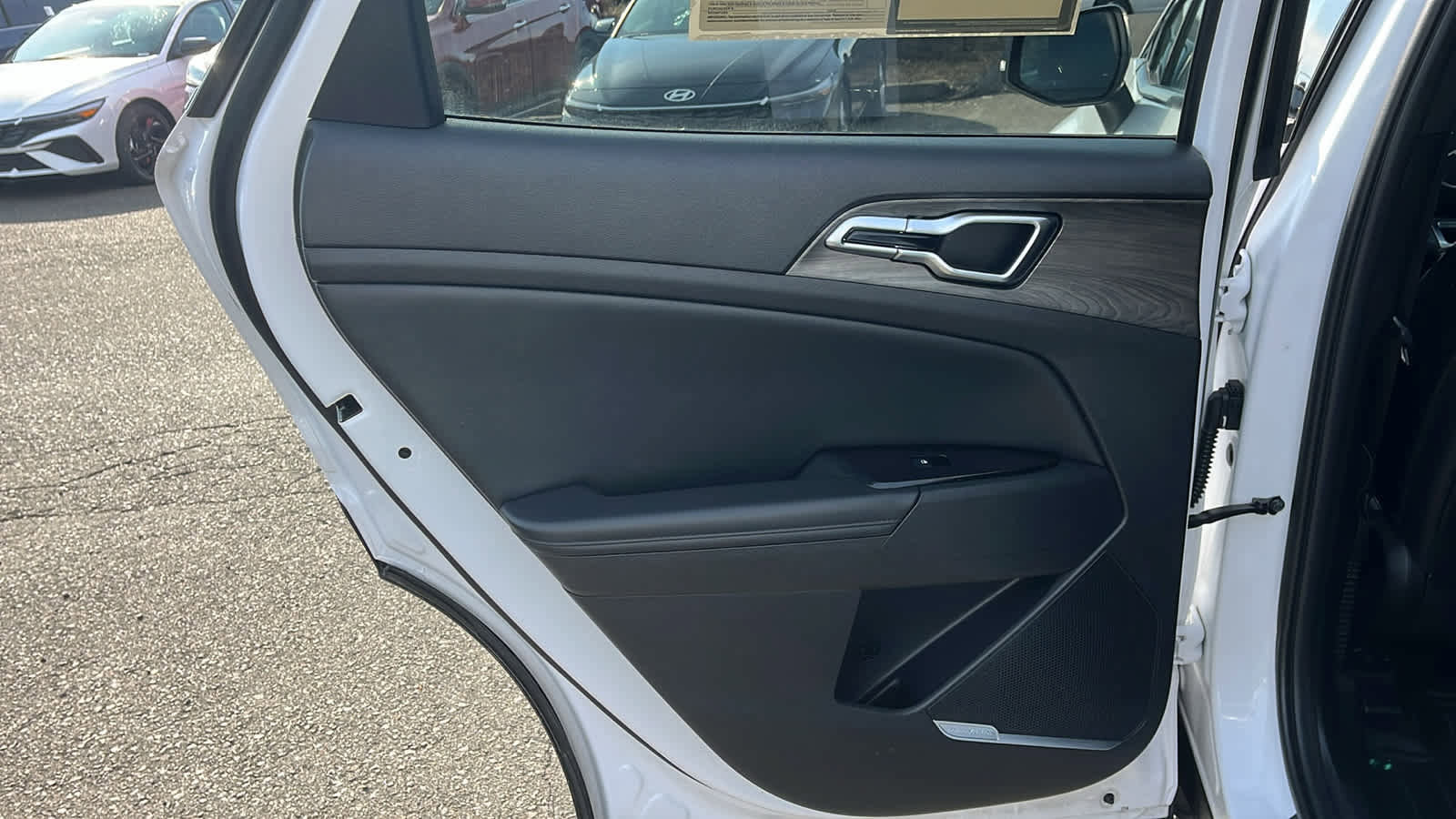 Used 2024 Kia Sportage X-Pro image 25