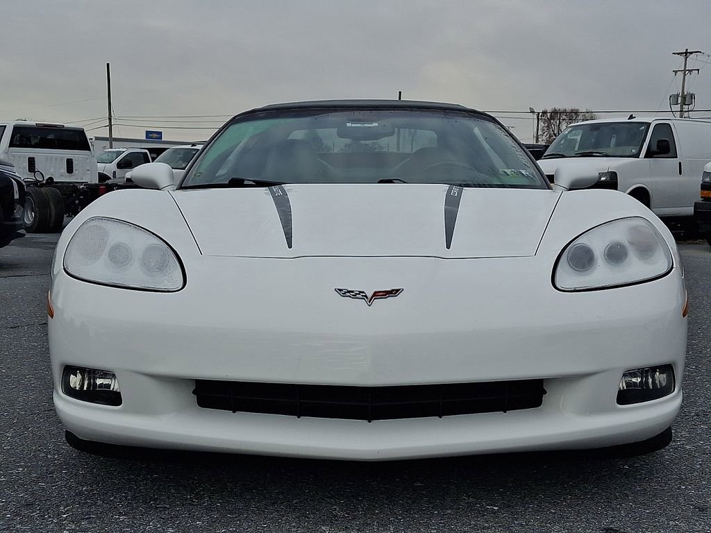 Used 2007 Chevrolet Corvette Convertible w/ Preferred Equipment Group image 2