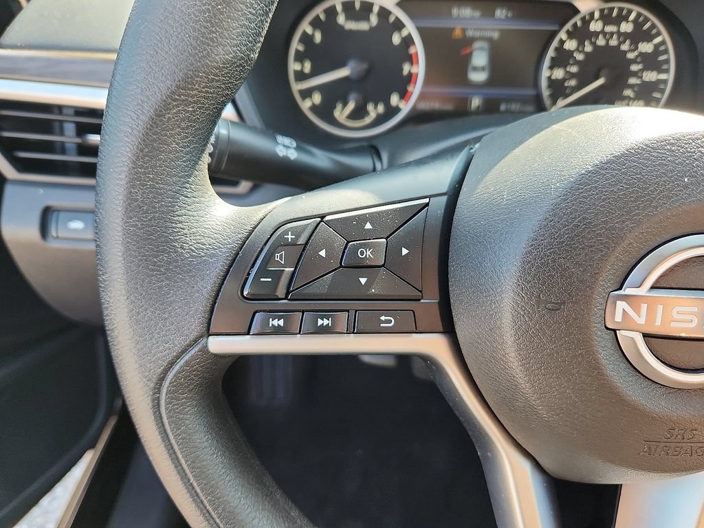 Used 2023 Nissan Altima 2.5 SV FWD image 15