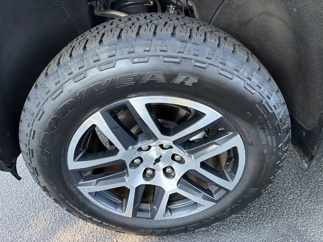 Used 2020 Chevrolet Silverado 1500 LT Trail Boss AWD/4WD image 11